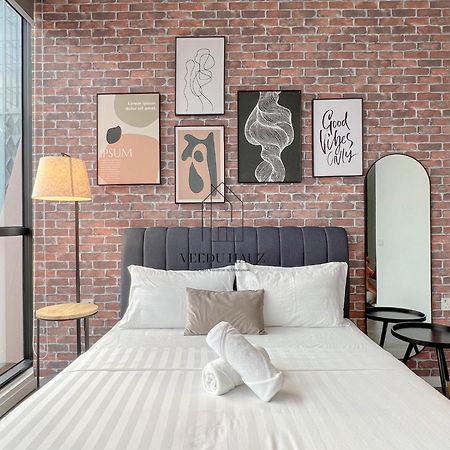 Scarletz Suites At Klcc By Veedu Hauz Kuala Lumpur Zewnętrze zdjęcie