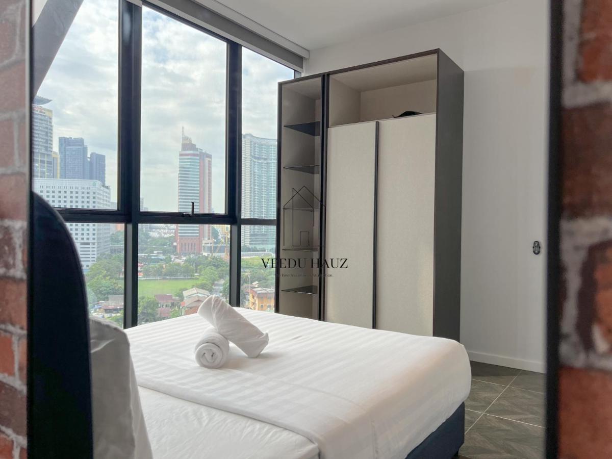 Scarletz Suites At Klcc By Veedu Hauz Kuala Lumpur Zewnętrze zdjęcie
